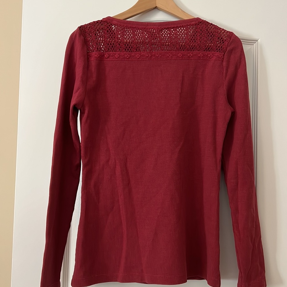 NEW Lucky brand red shirt, size small. - Picture 2 of 4